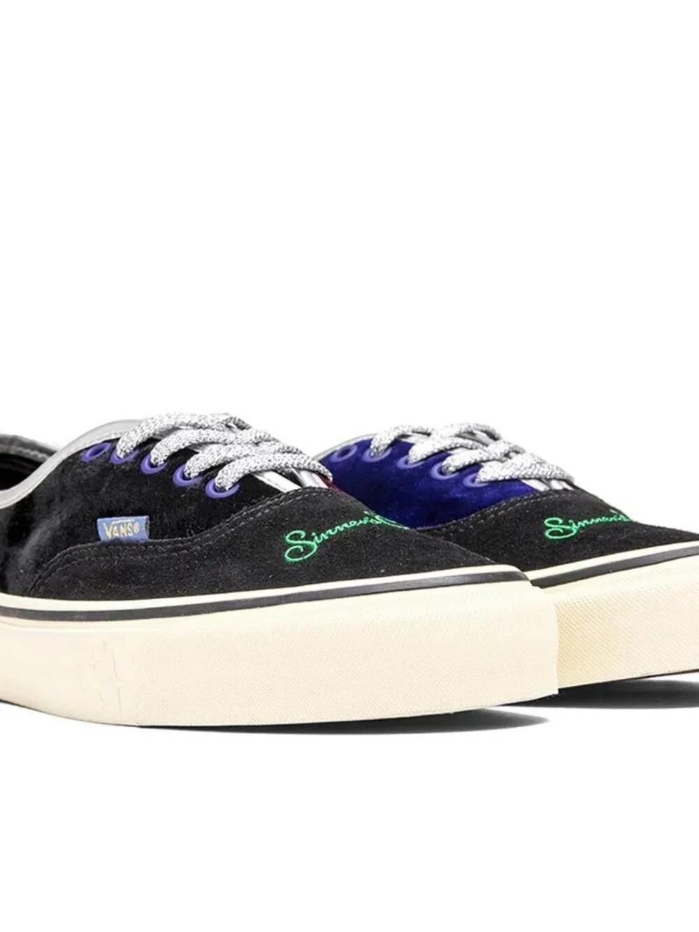 Vans Vault Sinners Club Velvet Sneakers 8T Girls Authentic